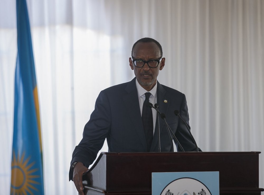  President Kagame said the partnership also relates to business because the message featured on sleeves communicates that Rwanda is a suitable place for investment.
