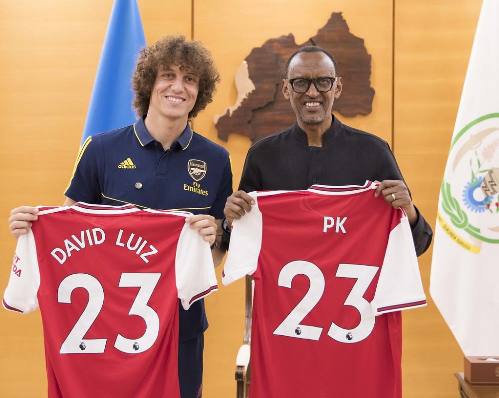  President Kagame expressed his happiness with Arsenal's victory and the confidence of his fans.