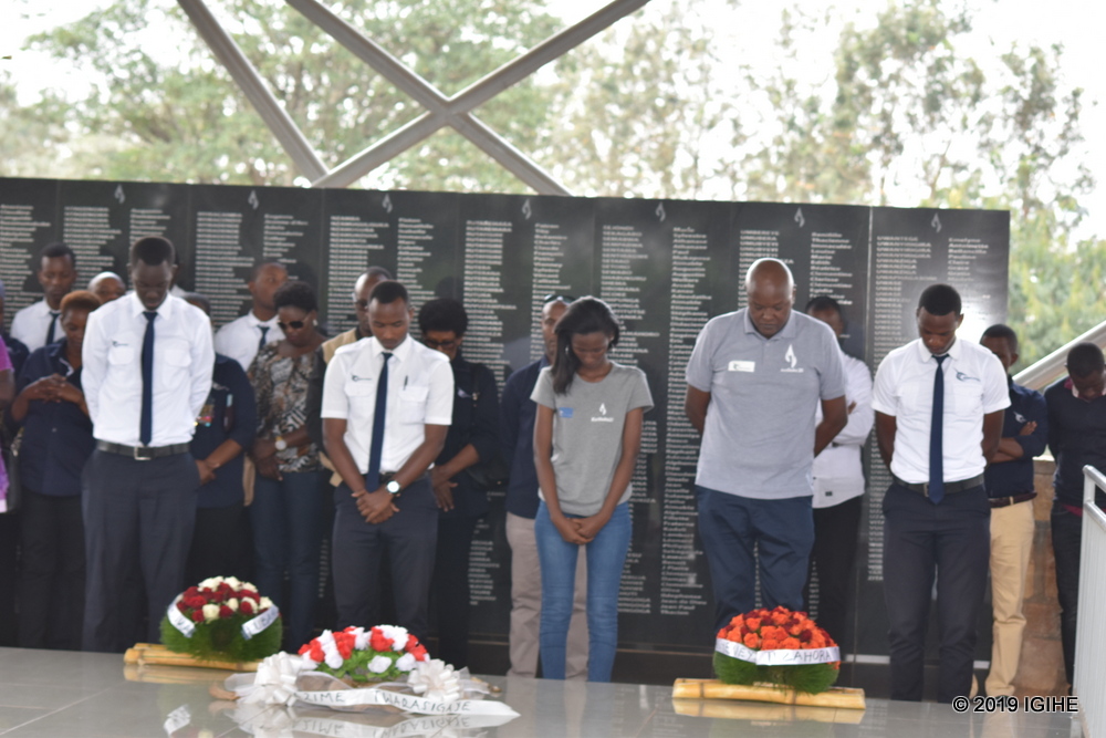 The staff of Akagera Aviation and students in the aviation department paid respect to the victims of 1994 Genocide against Tutsi 