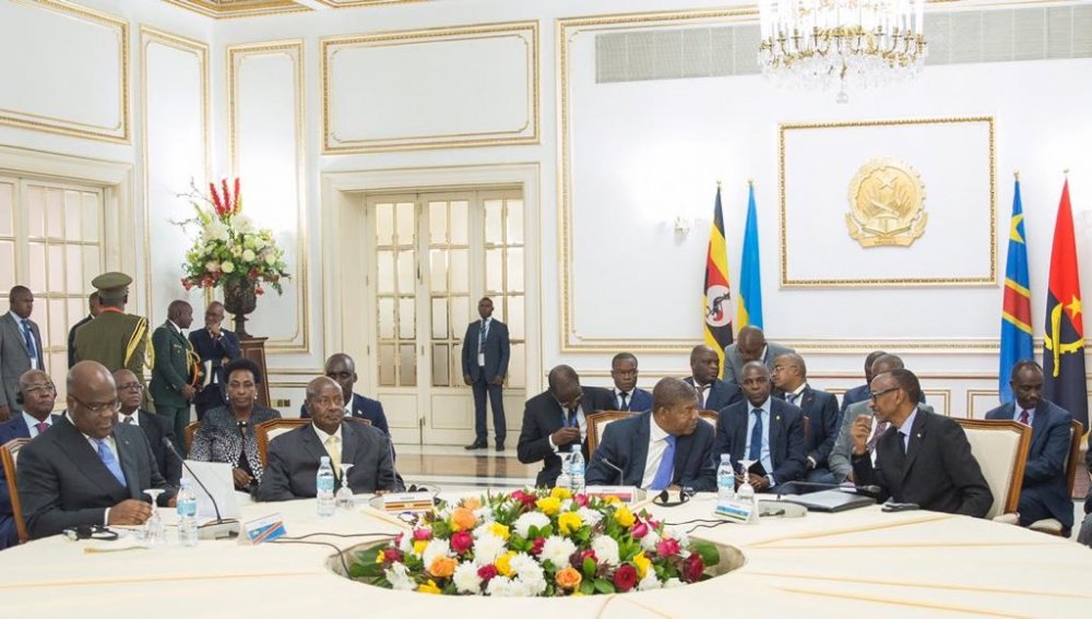 President Paul Kagame and Yoweri Museveni of Uganda are expected to hold discussions in Angola on Wednesday,