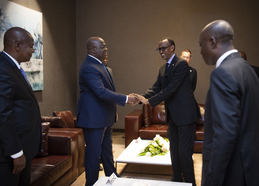 President Tshisekedi greeting President Kagame 