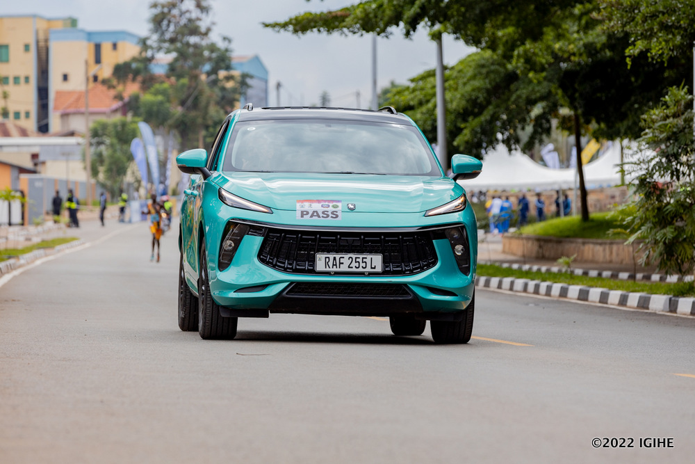 The T5 EVO used in this competition is a brand-new SUV launched by Dongfeng in 2021.