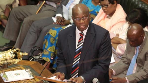 The government has run up a $623m budget deficit in the first six months of 2016 which could widen to $1bn by the end of the year
