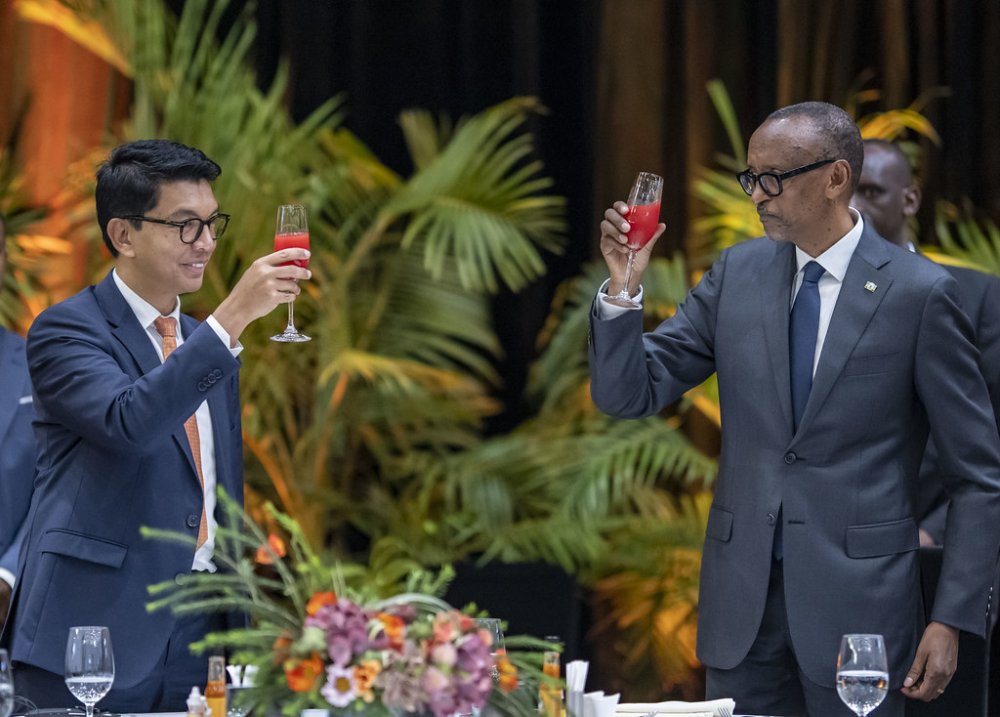 President Kagame hosted his counterpart of Madagascar, Andry Rajoelina to a state dinner at Kigali Convention Centre.