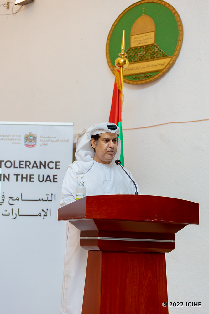 Amb. Alqahtani shared his country's legacy of tolerance with ESSI students and teachers. 