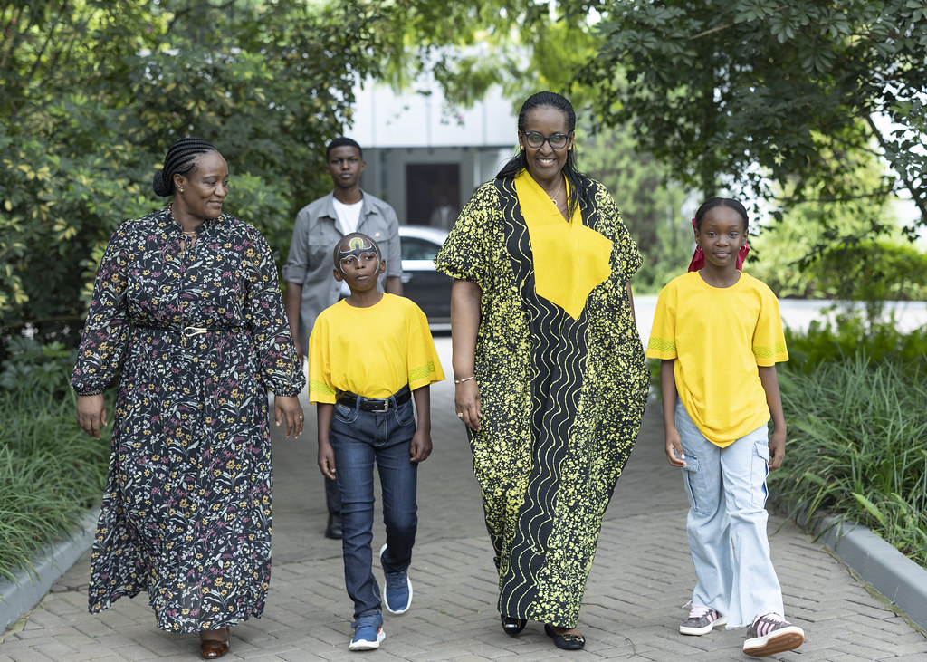 First Lady Jeannette Kagame hosted the children at Urugwiro Village on Saturday, December 21, 2024.