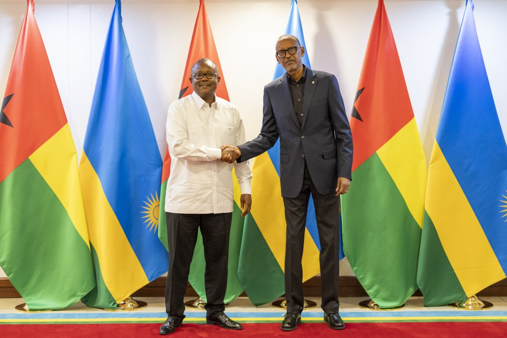 President Paul Kagame received Guinea-Bissau’s President Umaro Sissoco Embaló in Kigali on the evening of April 28, 2025.
