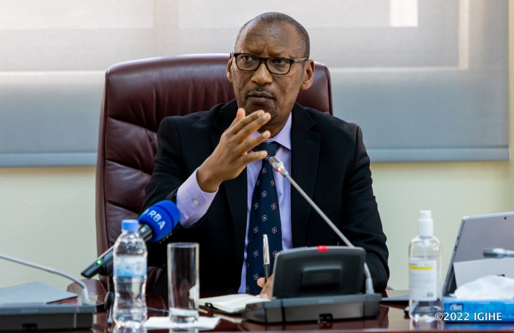 The Central Bank Governor, Rwangombwa requested insurance brokers to tap into available opportunities. 