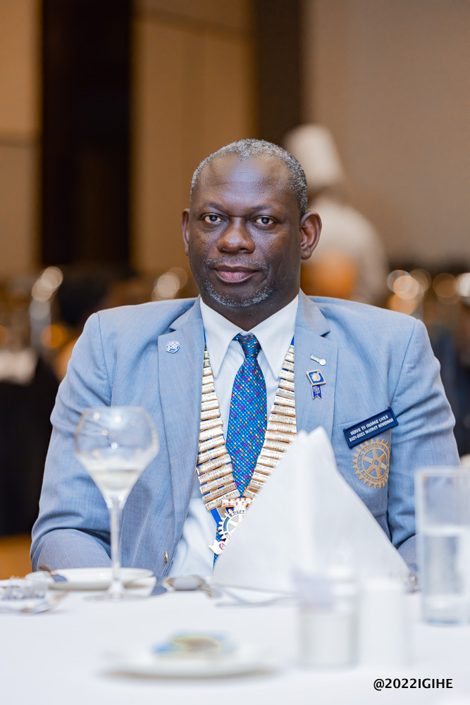 Governor Tougouma visited different projects and interacted with members of Rotary Clubs in Rwanda. 