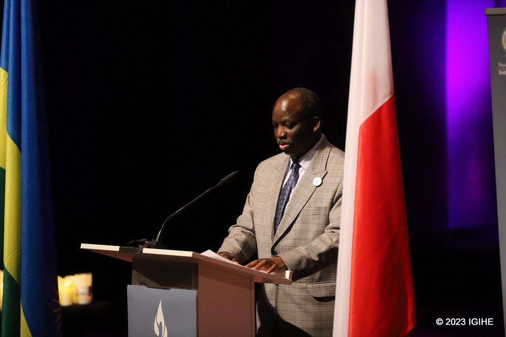 Papa Diop, Ambassador of Senegal in Poland joined gathered mourners to remember victims of Genocide against the Tutsi. 