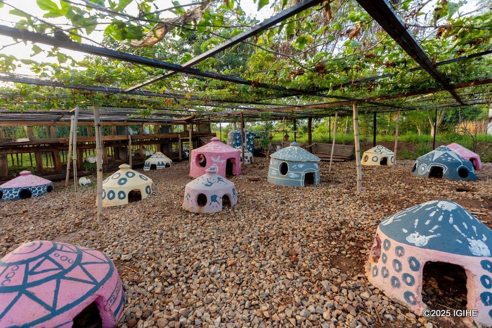 Richi and his wife are passionate about eco-tourism.