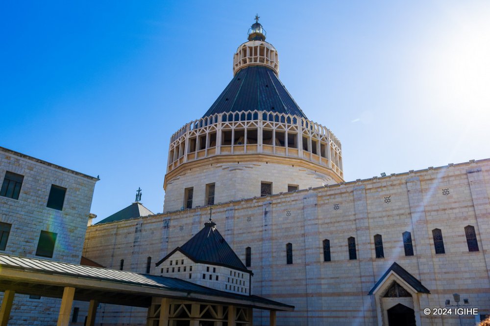 The Basilica is divided into two parts.