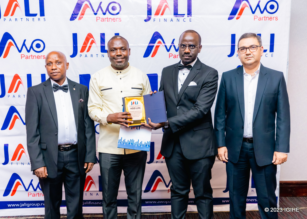 In addition to recognizing outstanding employees, Jali Group took the opportunity to express gratitude to partners who played a significant role in the achievements of 2023. 