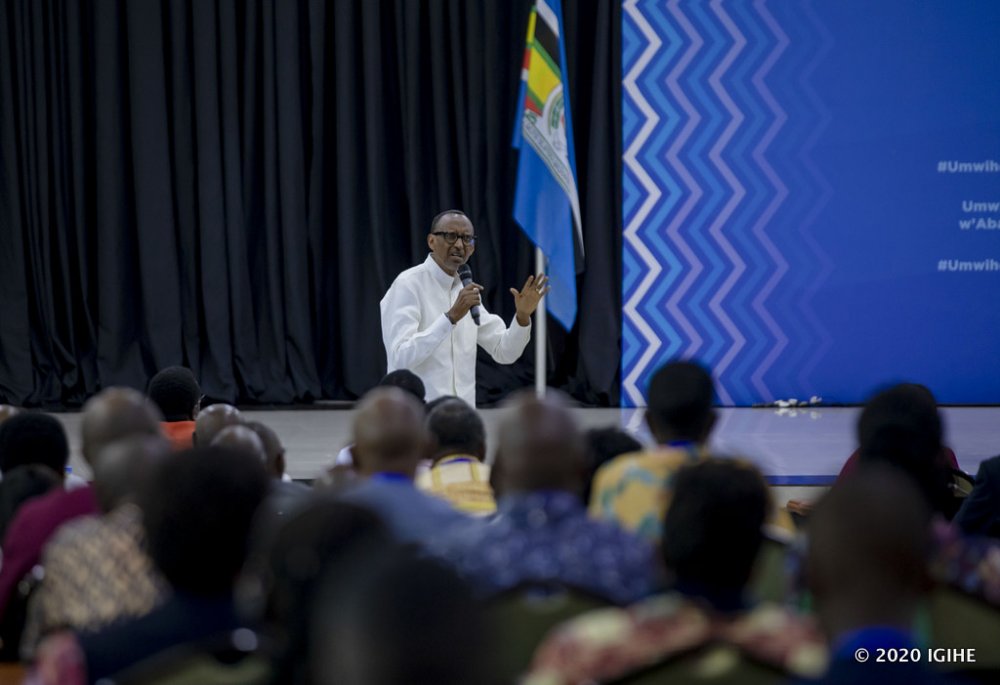 President Paul Kagame has asked leaders at different levels in government to keep away from making avoidable mistakes