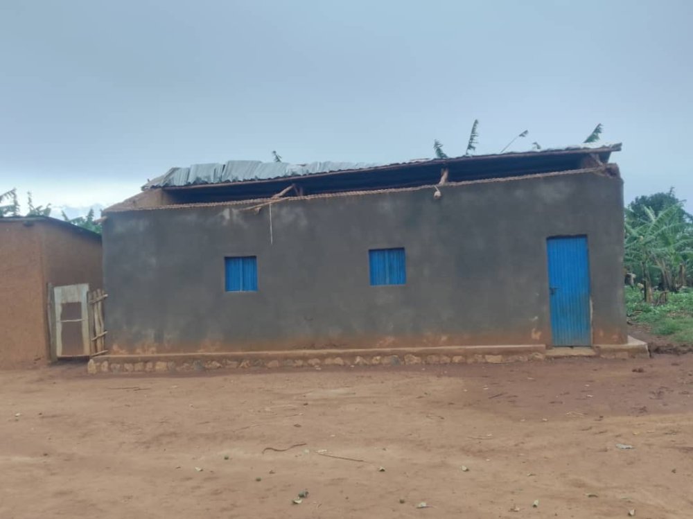 Heavy rain, accompanied by strong winds, has caused significant damage in Gatsibo District, destroying 126 houses.
