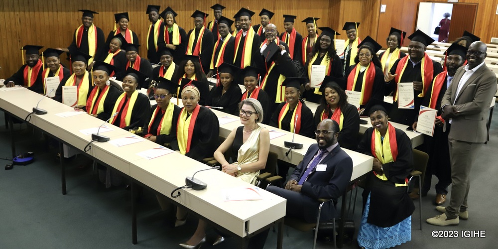 The graduation ceremony took place on Saturday. 