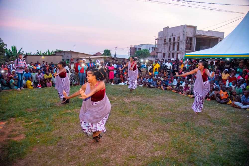 The event was also graced with traditional performances. 