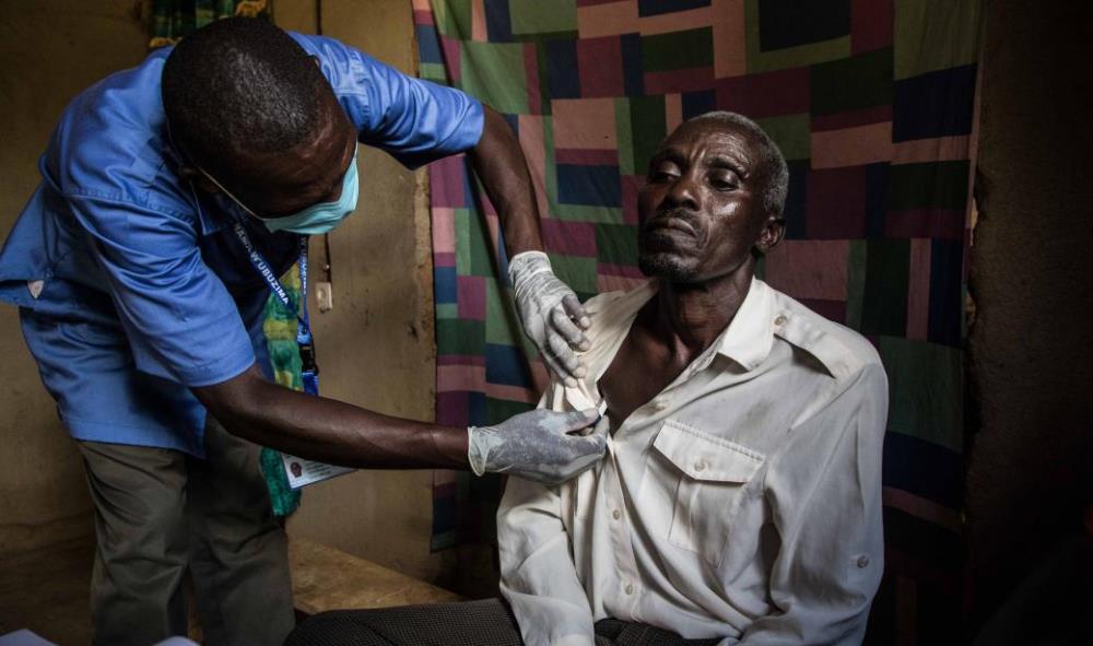 The diagnosis and treatment was decentralized in Rwanda to improve the prompt treatment of malaria. 