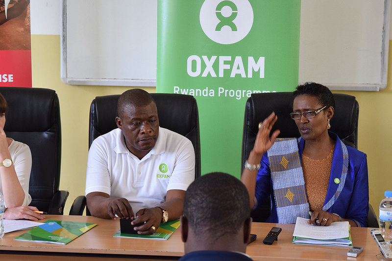 The Executive Director  of Oxfam International, Winnie Byanyima on the right lecturing at the College of Business and Economics/University of Rwanda yesterday