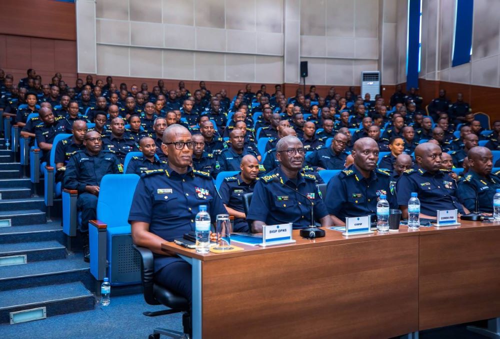 The public lecture, held as part of the ongoing 100 days of remembrance, was attended by institutional leaders, senior police officers, and other officials.
