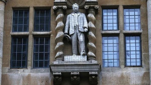 Rhodes was a student at Oxford and a member of Oriel College in the 1870s