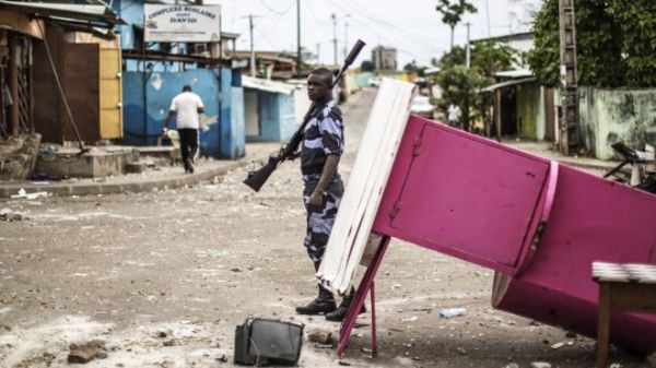 Gabonese authorities say three people have died and 105 have been injured in street violence