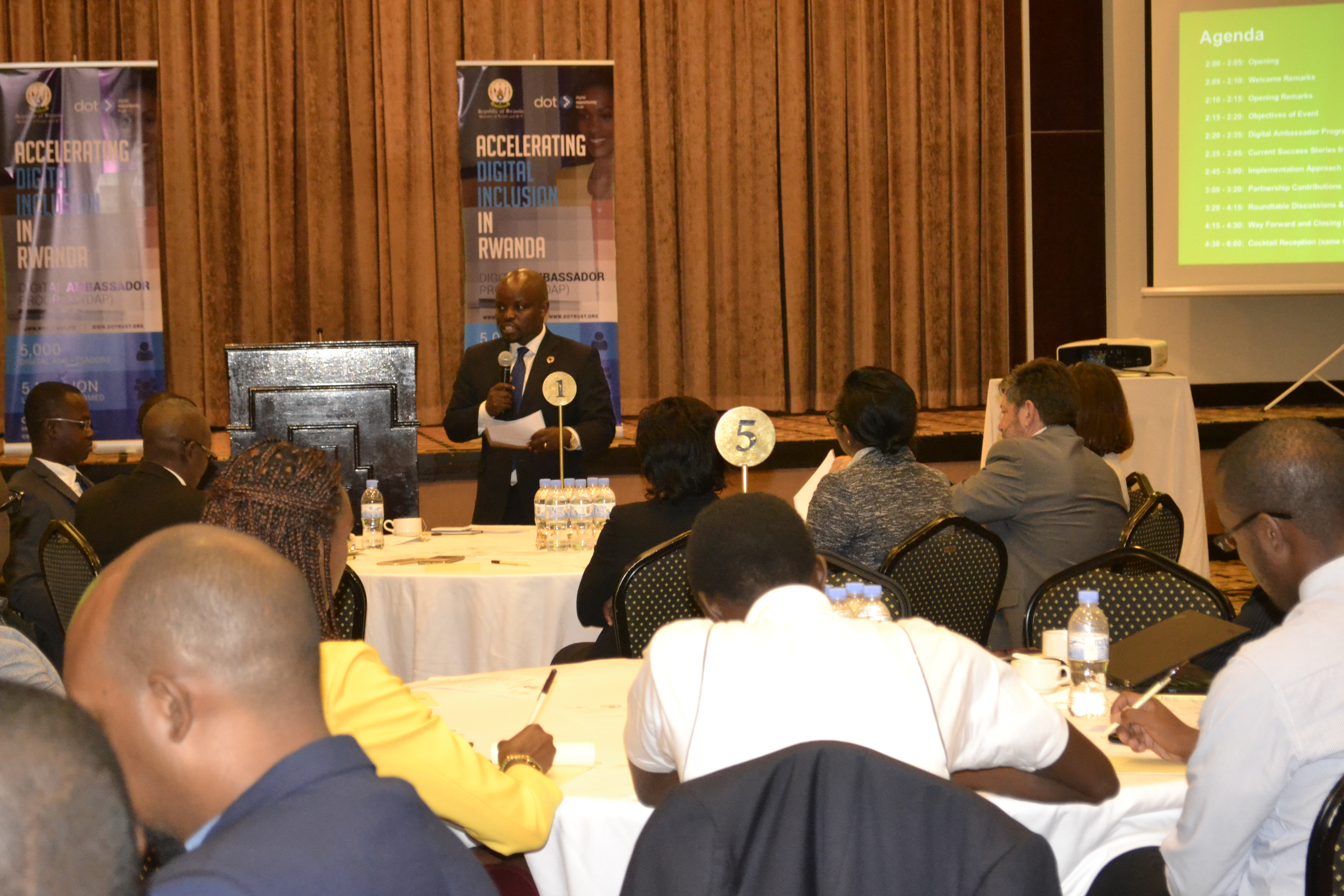 The Minister of Youth and ICT,Nsengimana Jean Philbert addressing his remarks. 