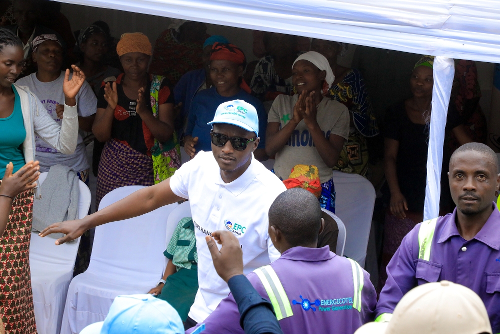 Beneficiaries eagerly welcomed the support from EPC Africa Group. 