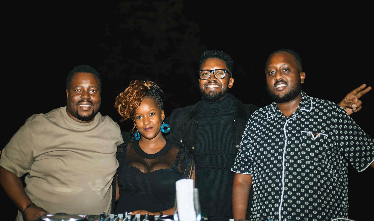 Organised by SEEV Africa in collaboration with Intore Entertainment, Spin the Block positions itself within Kigali’s nightlife as one of the few locally-owned concepts dedicated to R&B and Old Skool music.