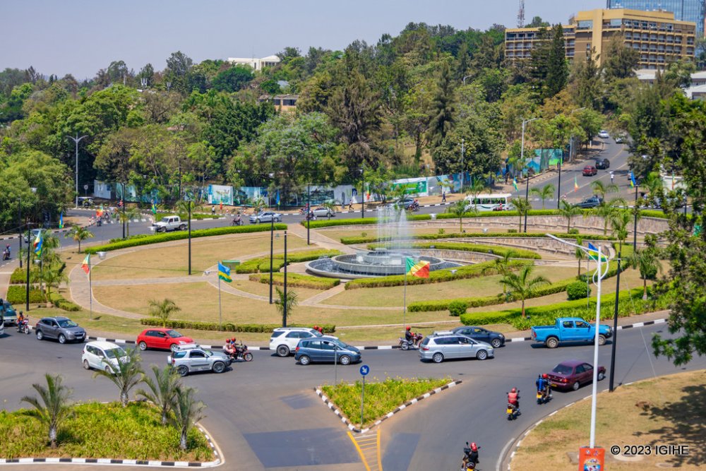 Both countries' flags have been raised in Kigali to welcome President Denis Sassou-Nguesso.  
