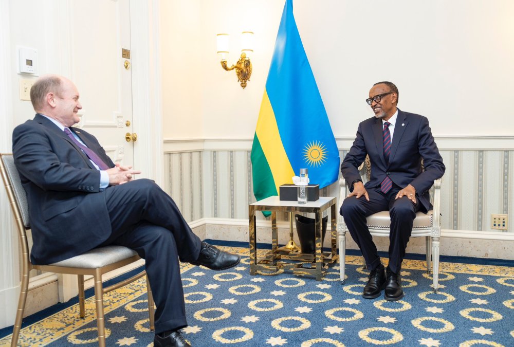President Kagame also received Senator Chris Coons, representing the state of Delaware in the U.S. Parliament.