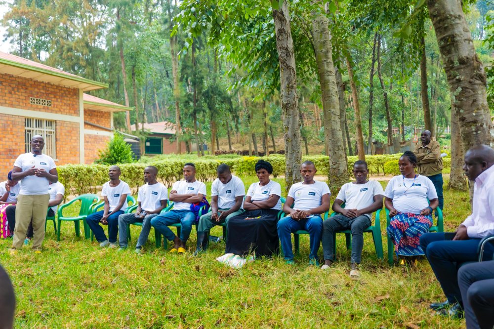 Former combatants recounting their repatriation journey.