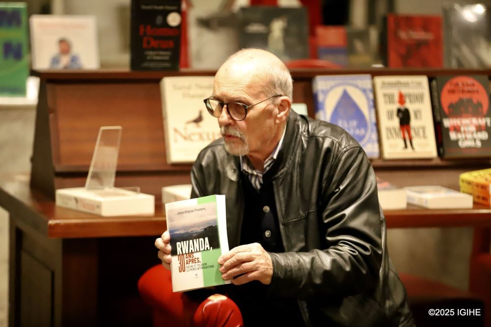 Peeters shared his personal experiences, emotions, and observations that inspired him to write this deeply moving and thought-provoking book.