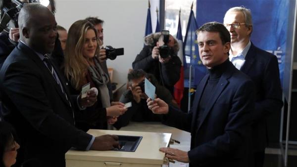 The preliminary rounds include former socialist Prime Minister Manuel Valls