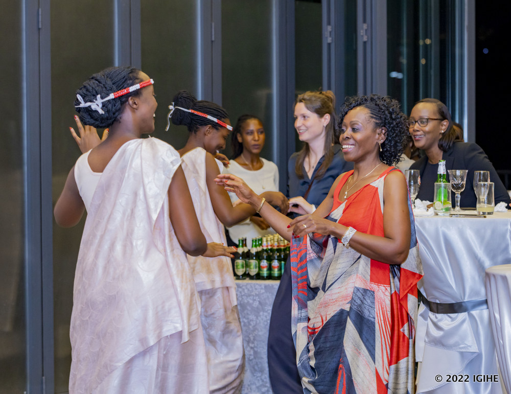 Guests were hosted to a ceremony featuring traditional performances.  