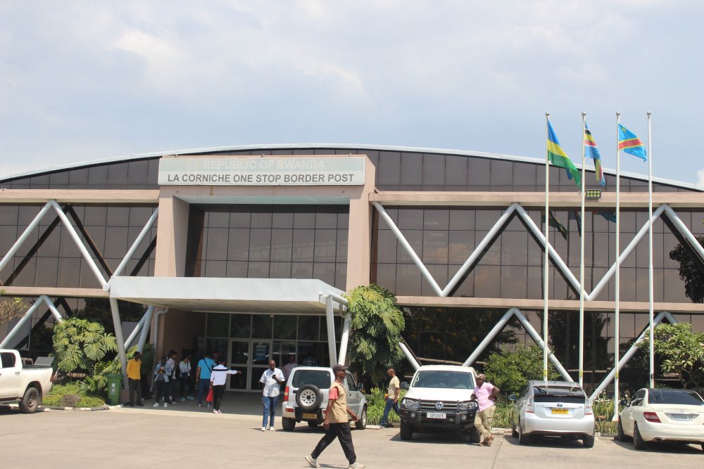 The former combatants were repatriated through 'La Corniche' main border in Rubavu District.