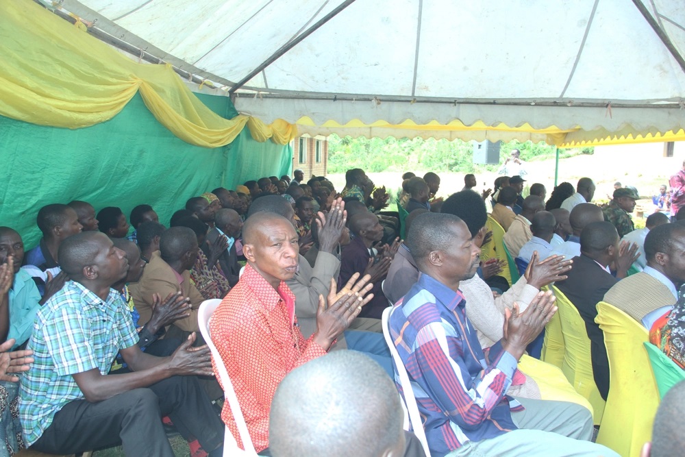 Parents and students at Ruheru B Primary School in Kigarama cell, Kanjongo sector, Nyamasheke district expressed gratitude towards C.Dorman