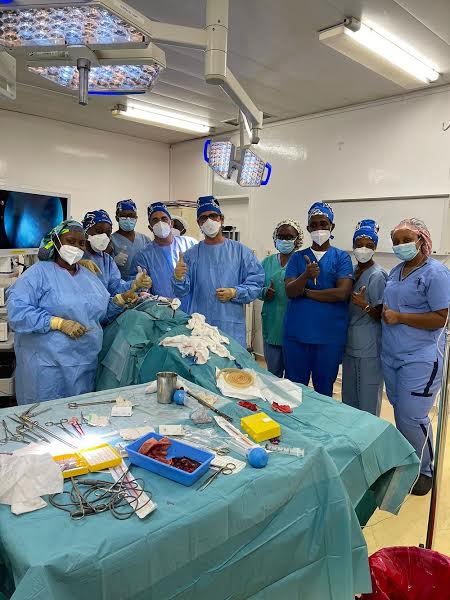 The delegation led by Dr. Diego González Rivas, a specialist in thoracic surgery came to offer a 2-day masterclass on single incision video-assisted thoracic surgery at King Faisal Hospital. 