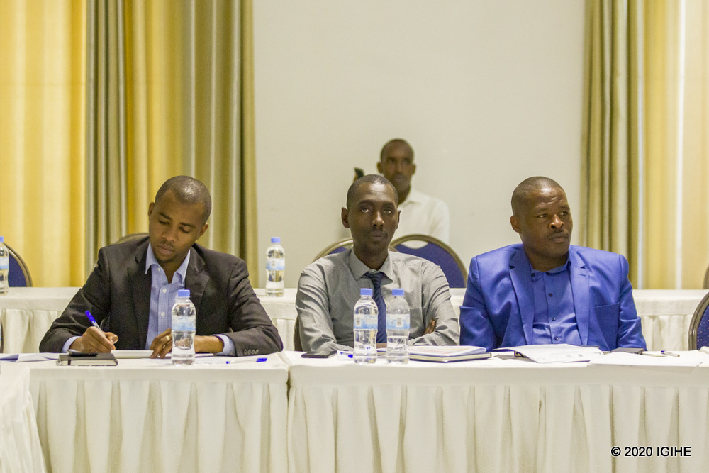 RDB urged financial institutions in Rwanda to provide internship opportunities to the youth