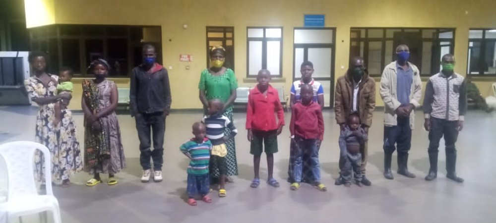 Deportees arrived in Rwanda through Kagitumba border.  