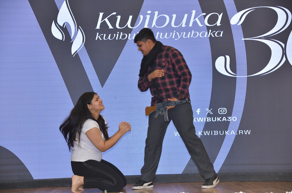 The students performed a play depicting the image of the genocide against the Tutsi.