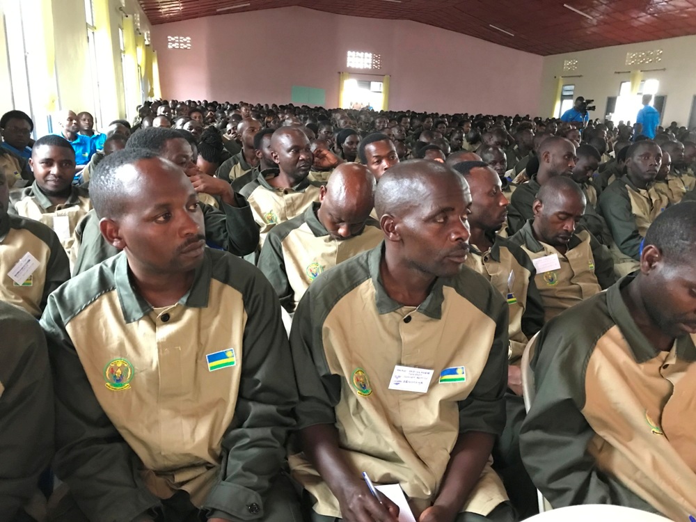 Lt Col Désiré Migambi, National Itorero Commission (NIC) Vice President has urged teachers to focus on teaching history that teaches students to embrace their cultural identity.
