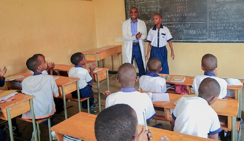 Parents have been advised against sending to school children with symptoms of COVID-19. 