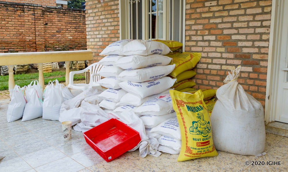 The Government of Rwanda has revealed that Kigali residents with inadequate means and others forcing meal upon daily work will be provided with food donations.
