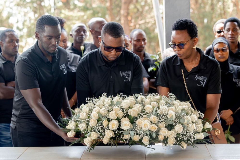 Staff members of Rwanda Ultimate Golf Course paid homage to genocide victims laid to rest at Bisesero Genocide Memorial.