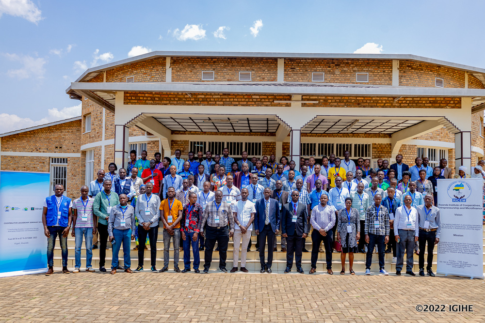 Participants of the training in a group  photo. 