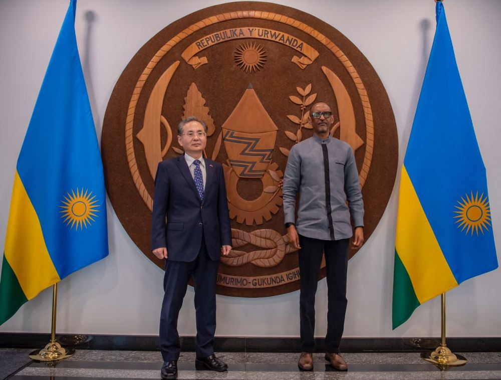 President Paul Kagame has received the outgoing Chinese Ambassador to Rwanda for a farewell meeting.  