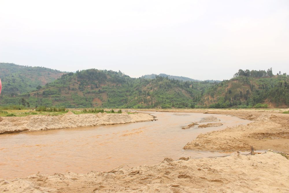 Sand mining from rivers in Rutsiro District generated taxes and fees amounting to 450,979,241 Rwandan Francs during the 2024/25 fiscal year.
