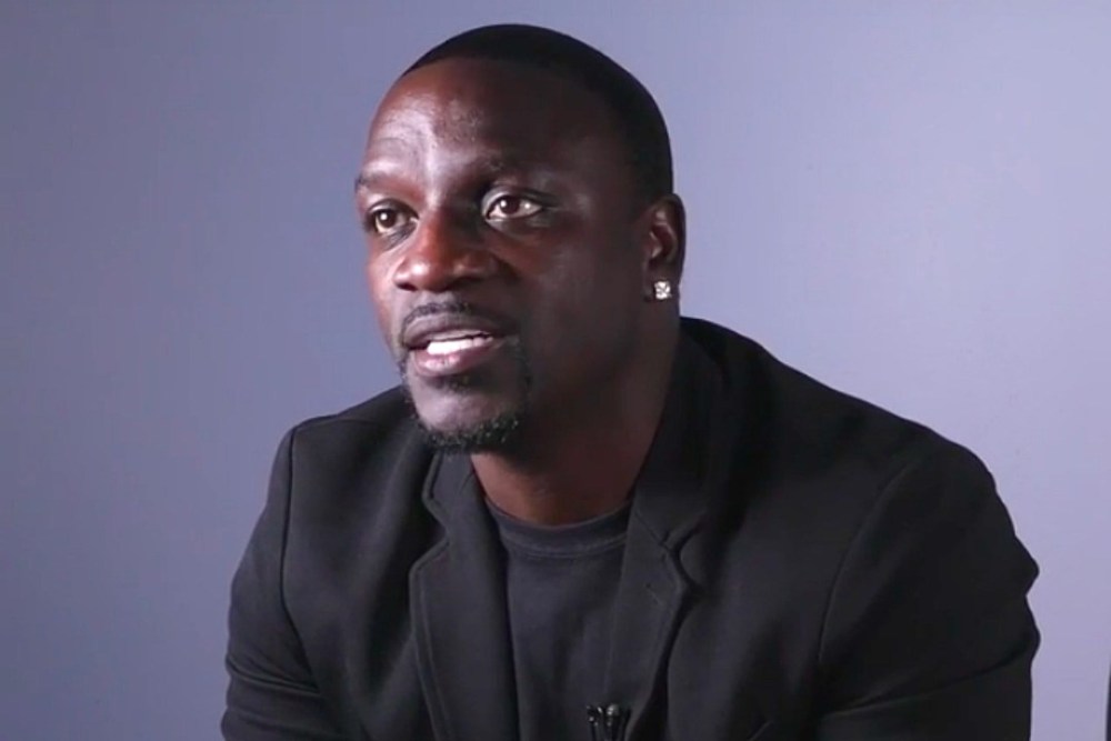 RnB Star Alioune Damala Badara Thiam, aka Akon on stage will participate in Kwita Izina tomorrow