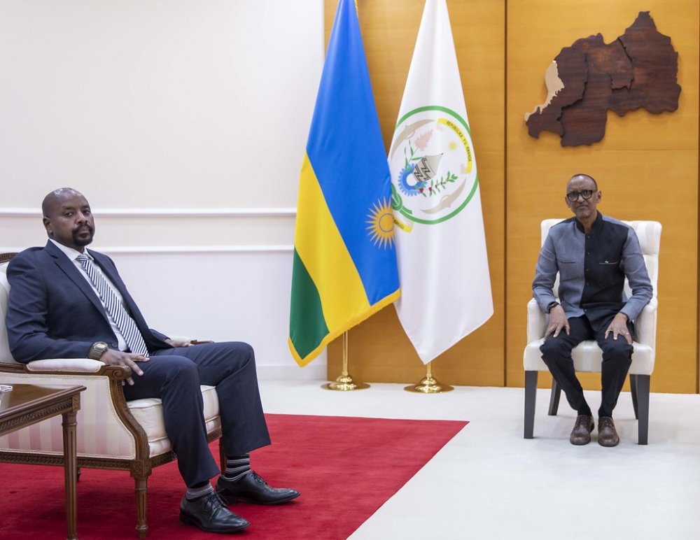 Lt Gen Muhoozi Kainerugaba met with President Paul Kagame for discussions aimed at finding a durable solution for spoilt relations between Rwanda and Uganda.